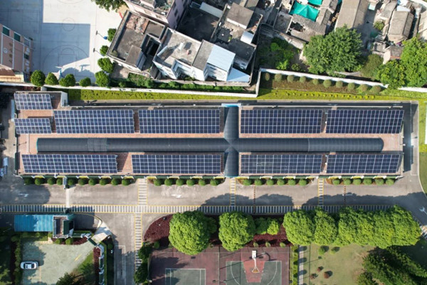 抗疫情抓发展 6165cc金沙总站广西源盛建工多地光伏项目建成并网