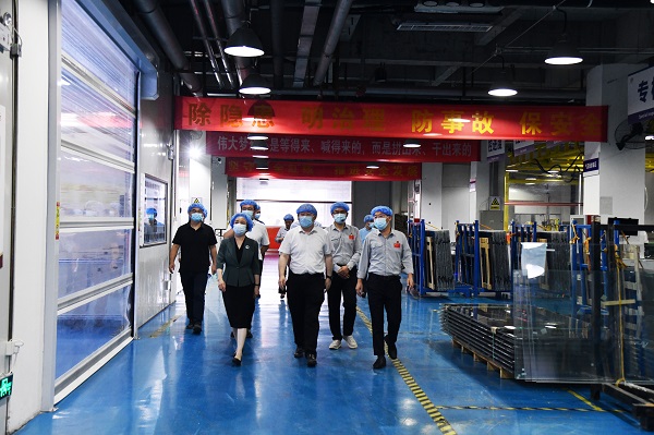 省商务厅党组书记张锋到6165cc金沙总站集团参观考察